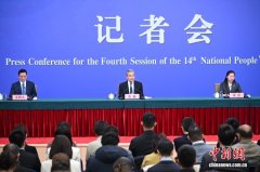 王毅：中国外交是全球乱局中不可替代的中流砥柱